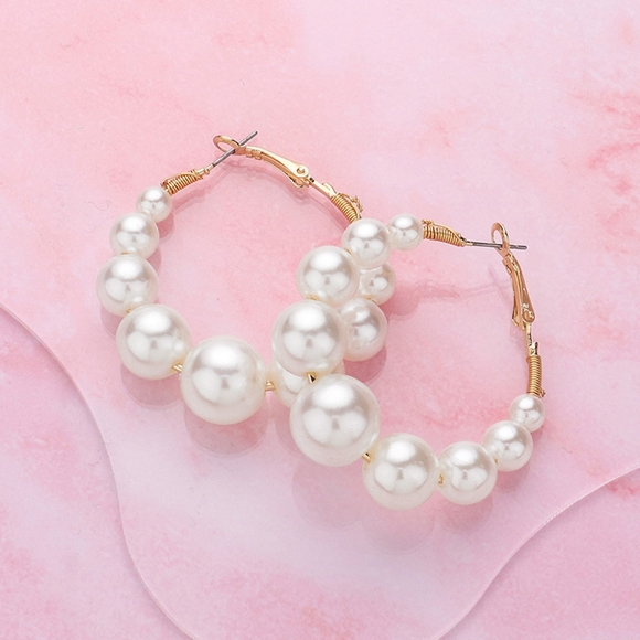 Cream Pearl 1.8" Gold Round Hoop Earrings Womens - Picture 1 of 2